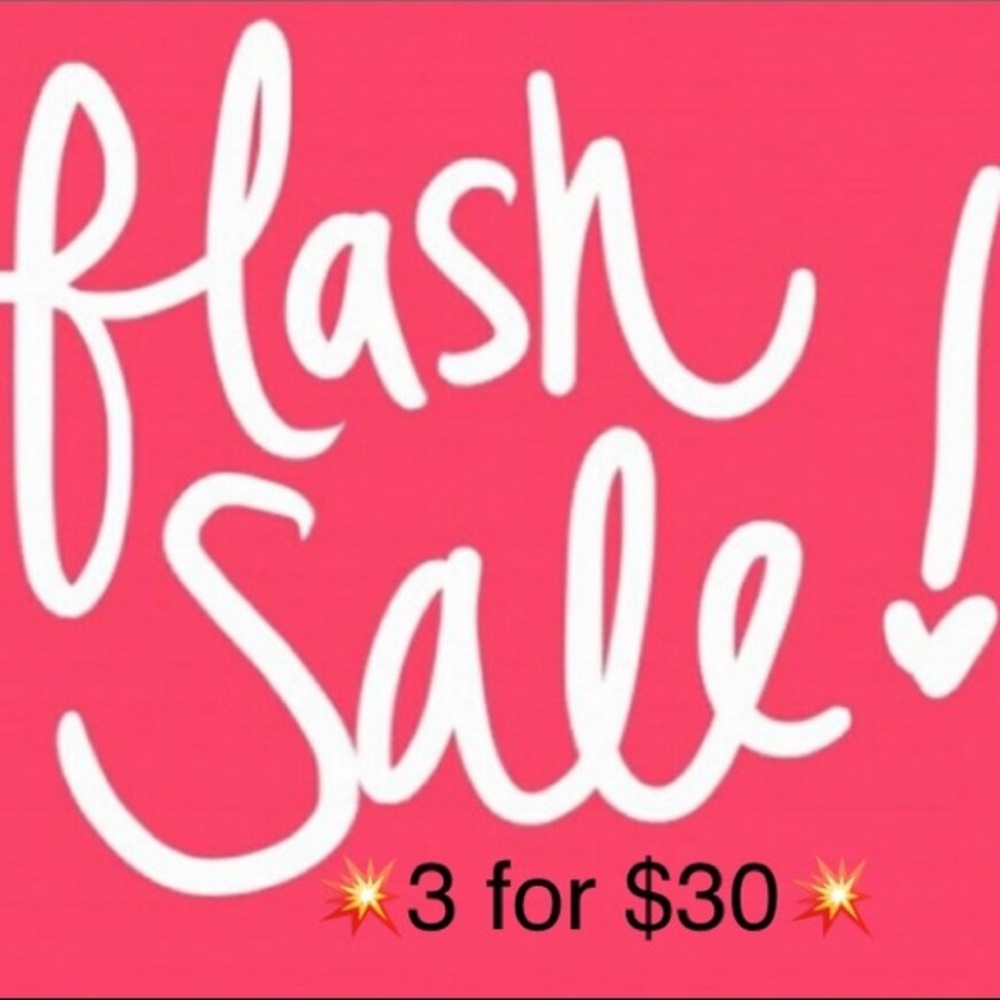 🌸 3 For $30 🌸